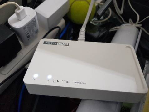 Hàng hoá ok như mô tả, cổng full Gigabit phù hợp cho việc trải nghiệm full tốc độ sau khi mạng mẽo được nâng băng thông