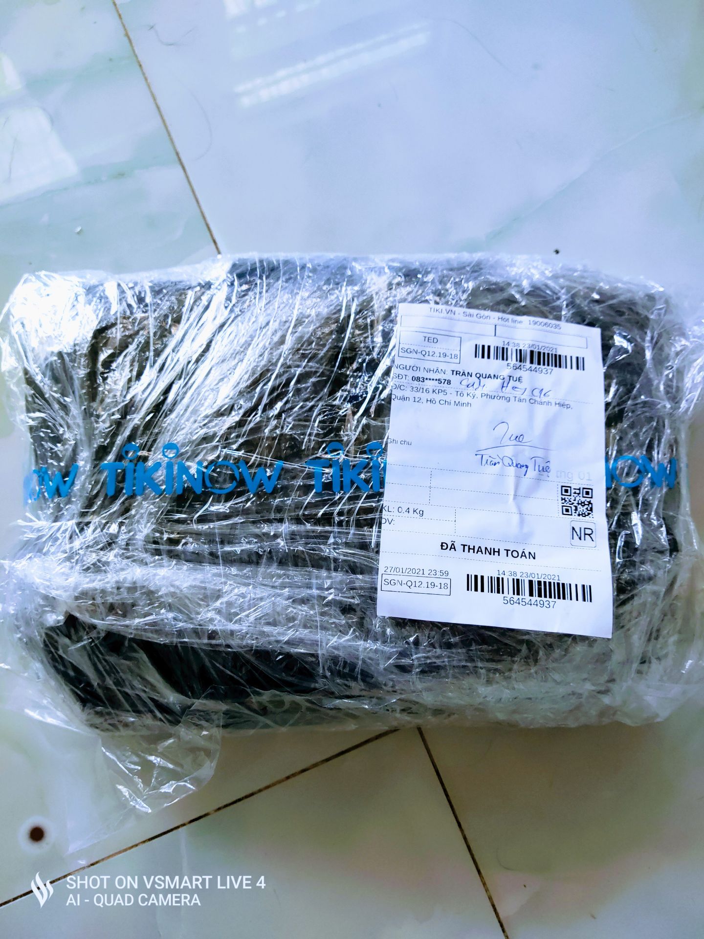 Balo có thiết kế đơn giản nhưng rất vừa mắt. Chất liệu tốt, độ dày ok. Để vừa khít laptop 15.6 inch. Nhưng có điều có vài chỗ bị bẩn :( như bùn hay nhựa cây dính vào ấy. Với cả hơi ít ngăn ạ. Balo có thiết kế đơn giản nhưng rất vừa mắt. Chất liệu tốt, độ dày ok. Để vừa khít laptop 15.6 inch. Nhưng có điều có vài chỗ bị bẩn :( như bùn hay nhựa cây dính vào ấy. Với cả hơi ít ngăn ạ.