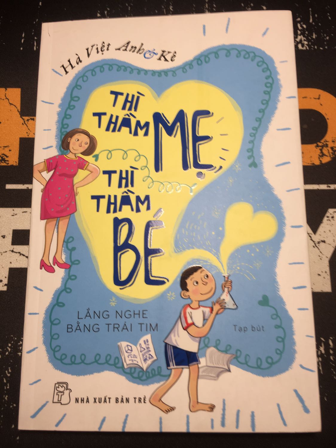 Cuốn sách cần thiết cho các bận cha mẹ trong việc giáo dục, dạy bảo, tiếp xúc, trò chuyện với các con để tình cảm gia đình thêm trọn vẹn và ấm áp