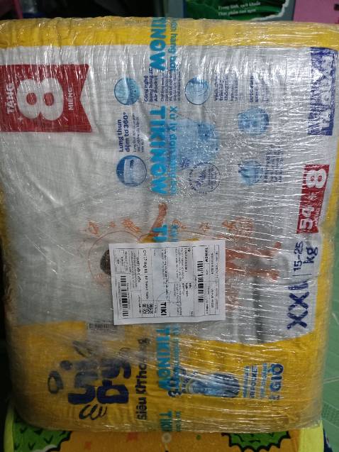 Thấy để là tặng chăn em bé, mà không thấy shop giao, chỉ giao mỗi bịch tả
