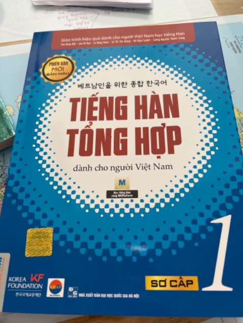 Bọc sách cẩn thận. Sách mới. Rất hài lòng. Giao đúng hẹn. Bọc sách cẩn thận. Sách mới. Rất hài lòng. Giao đúng hẹn.