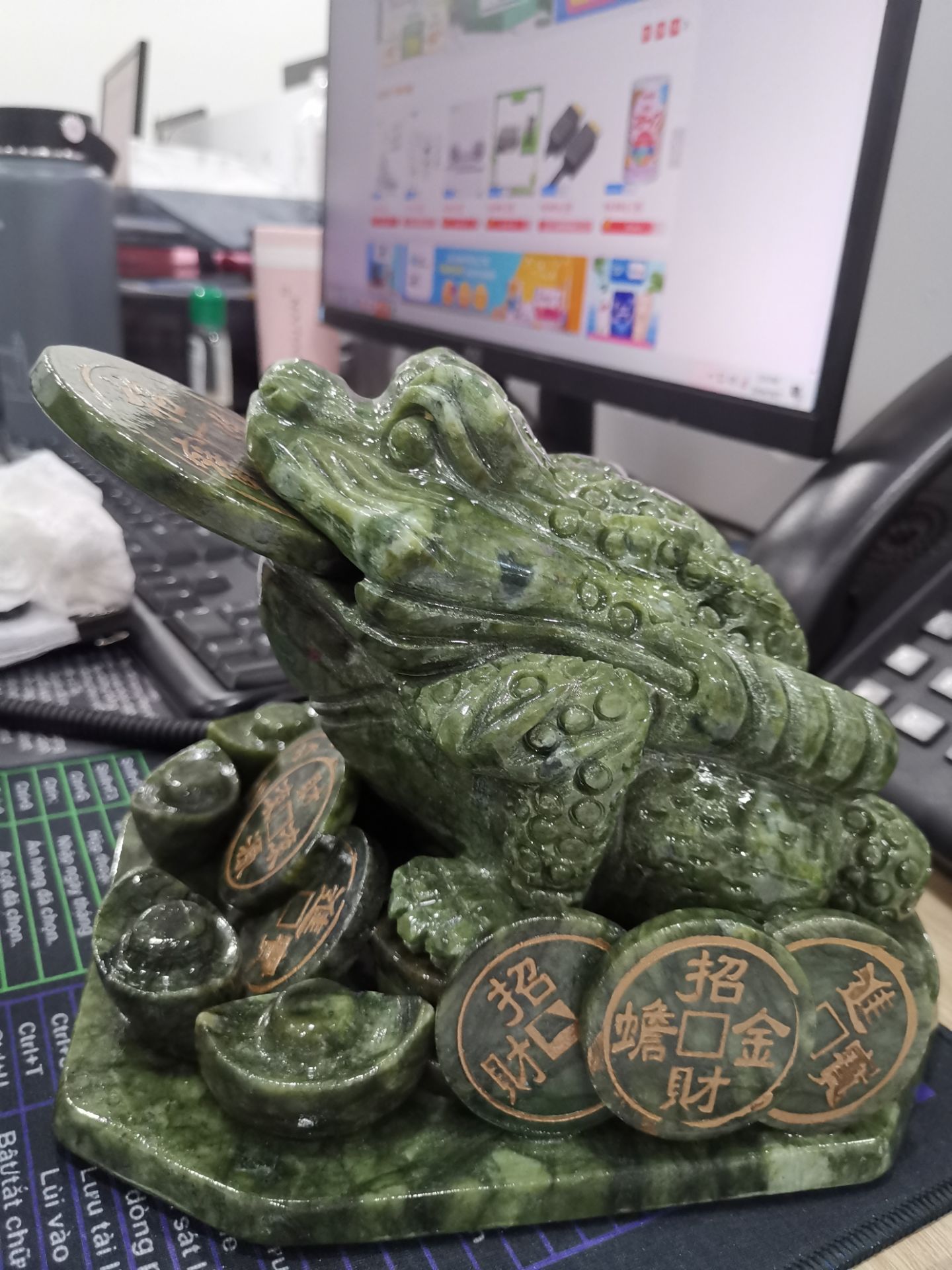 Sp đẹp nhưng chưa sắc sảo, còn nhiều lỗi nhỏ. nhìn chung với giá tiền này thì ko đòi hỏi nhiều hơn được.
shop đóng hàng kỹ , kèm theo giấy hướng dẫn.