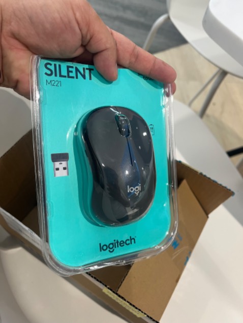 Chuột êm, nhạy, không nghe tiếng click 👍👍