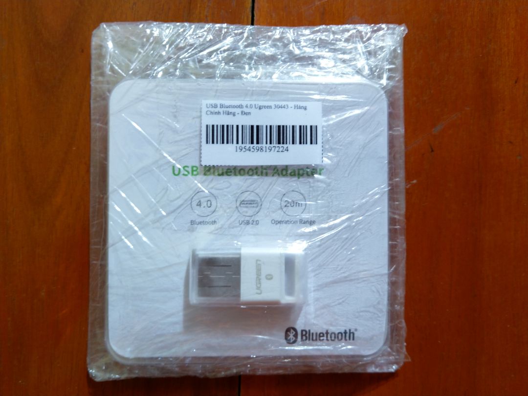 1. Đóng gói + giao hàng của Tiki: vẫn Ok như mọi lần.
2. Sản phẩm đặt màu đen nhưng giao màu trắng, cũng không phải vấn đề gì lắm. Nhỏ gọn, kèm driver disc (Win 10 cắm nhận luôn không cần cài đặt) + manual. Kết nối với Loa Anker Soundcore mini rất ok, ổn định.