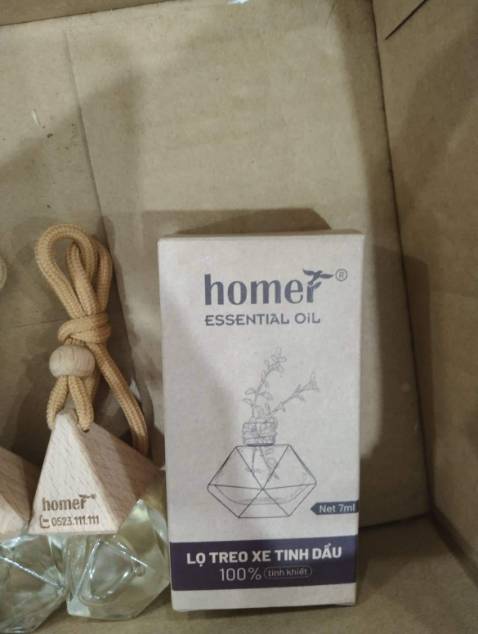 Tinh dầu xá xị đạt chuẩn hàng chất lượng, an toàn, mình đã sử dụng nhiều lần rồi và cảm thấy ok nên mua thêm sử dụng,... nên mua sản phẩm nhé ạ,...