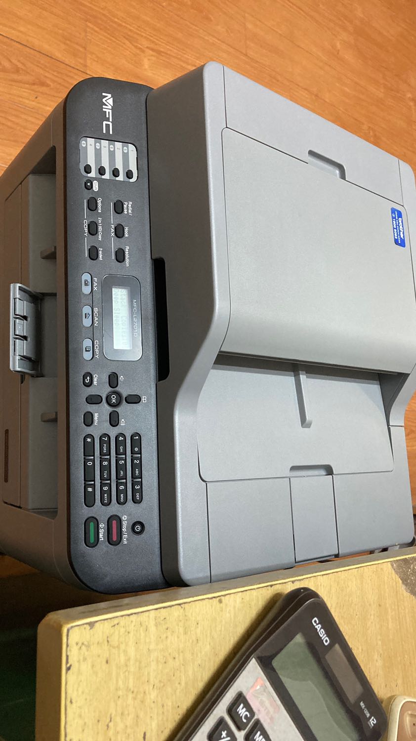 Giao hàng nhanh, đúng đủ sản phẩm, ko hư hại gì, hàng chính hãng
Nhưng mua nhầm mã :( tại sao shop ko có 2701DW, mua nhầm 2701D, hy vọng shop cho đổi mã, thêm tiền