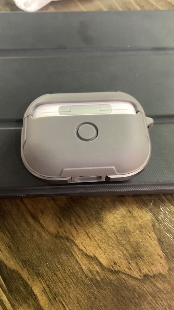 Dùng rất sướng. Nhìn rất sướng và xịn.
Có hỗ trợ Magsafe - sạc ko dây Dùng rất sướng. Nhìn rất sướng và xịn.
Có hỗ trợ Magsafe - sạc ko dây