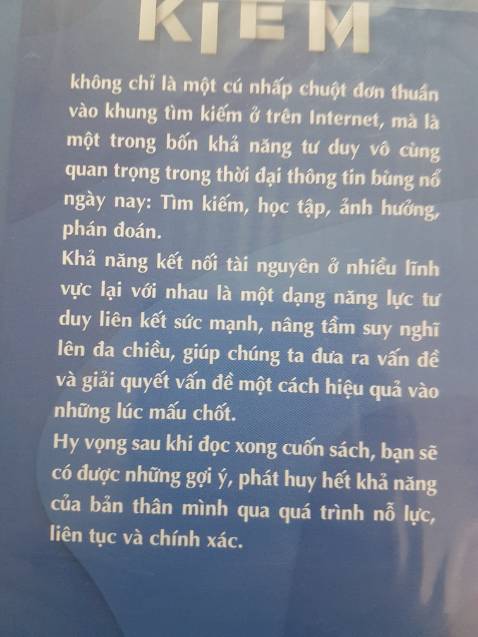 Một cuốn sách khác vể kỹ năng, rất thích những sách về kỹ năng được học thêm một kỹ năng mới. Sách về Năng lực tìm kiếm giữa đám đông internet ngày càng phát triển.