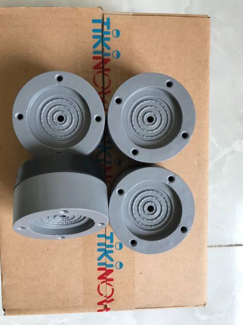 Quá hài lòng về sản phẩm này luôn. Nhìn chắc chắn, hình thức đẹp. Mua luôn 2 bộ cho nhà ông bà 1 bộ. Giao hàng siêu nhanh. Hy vọng Shop giữ vững phong độ cung cấp những sản phẩm tốt như thế này. Mua hàng trên Tiki thấy rất yên tâm về chất lượng.