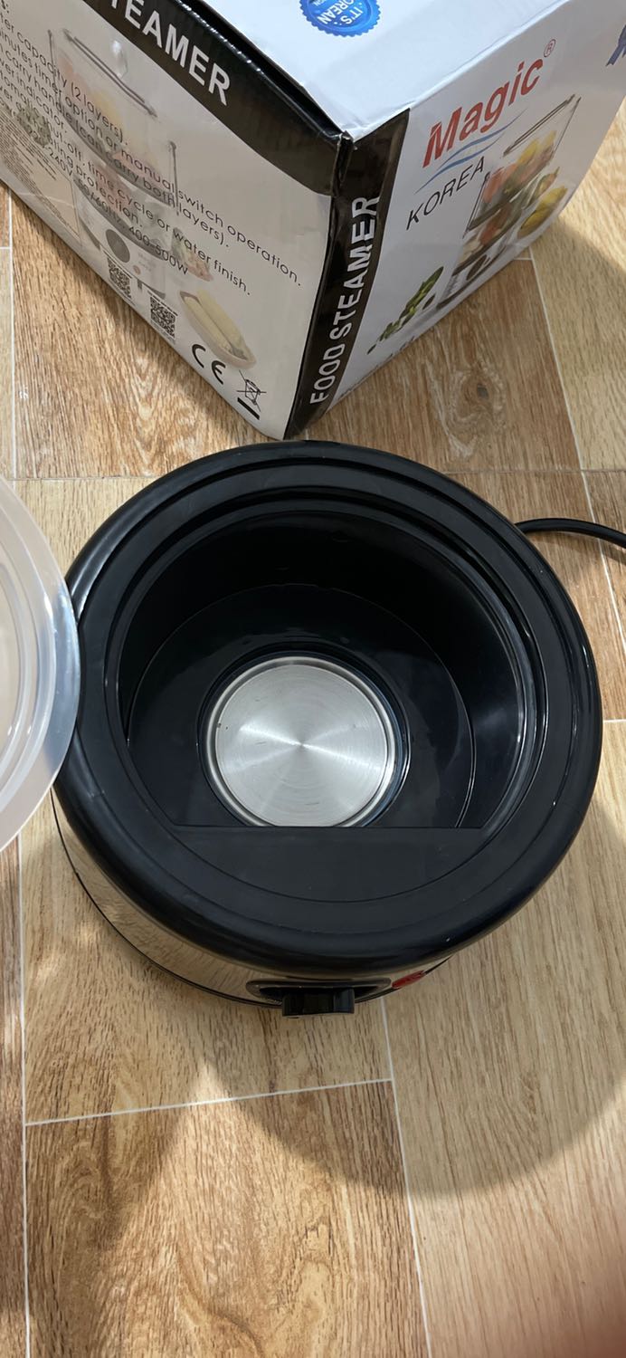 Đã nhận được hàng shop đóng gói sản phẩm đẹp  giống hình ảnh, mình mới nhận được hàng nên chưa mua được gì để hấp thử xem như thế nào và chất lượng sản phẩm ra sao .Nồi hấp cho 4 người ăn đủ rất to , nắp ráp cũng dễ . Mỗi tội giao hàng lâu quá trời luôn cho shop 4 sao trừ một sao vì giao hàng quá lâu