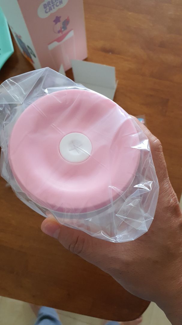 thiết kế đẹp và xinh xắn cho các bé
chất lượng ngoại quan khá tốt.
các bé rất thích và uống sữa thường xuyên hơn.