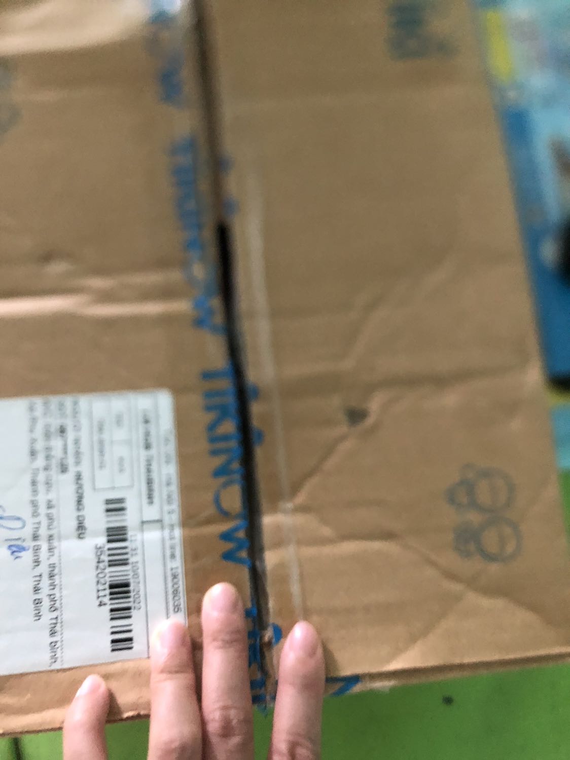 Giao hàng nhanh. Đóng gói đẹp, quà xinh lắm nhé mn