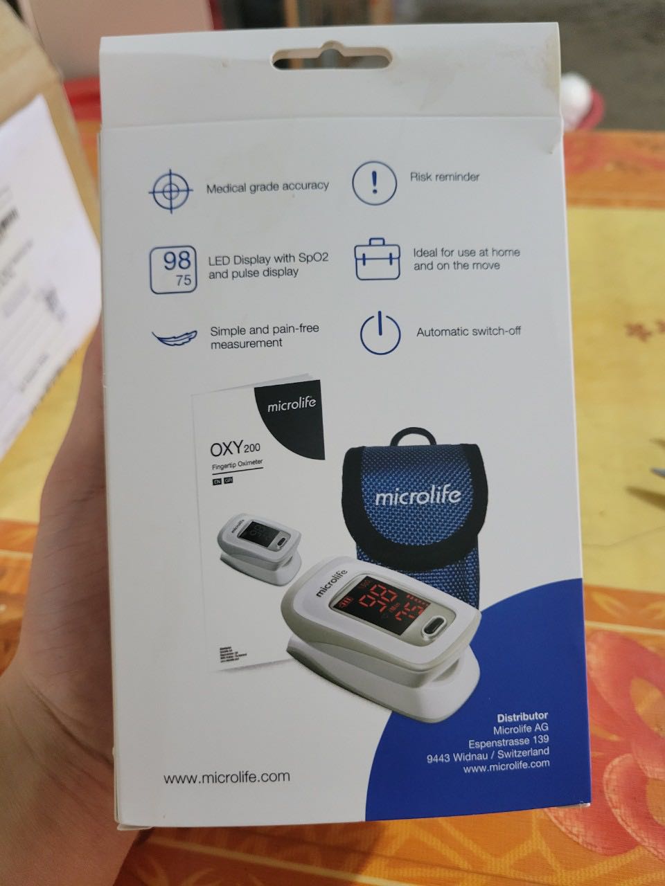 Shop làm ăn rất vớ vẩn. Đặt ghế đi vệ ainh thì giao máy đo oxy. Cái ghế nó to trình ình ra mà giao nhầm được cái máy. Chat không chat được. Thật sự đồ chăm soc sức khoẻ mà nhận hàng xong tăng xông luôn. Không đáng cho 1 sao nào