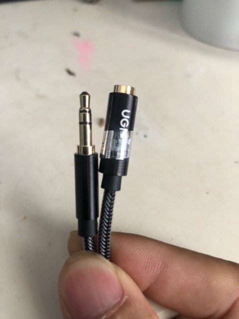 Giao hàng không đúng như hình ảnh. Hình ảnh là loại có mic 4 khúc còn hàng nhận được là loại  không có mic 3 khúc