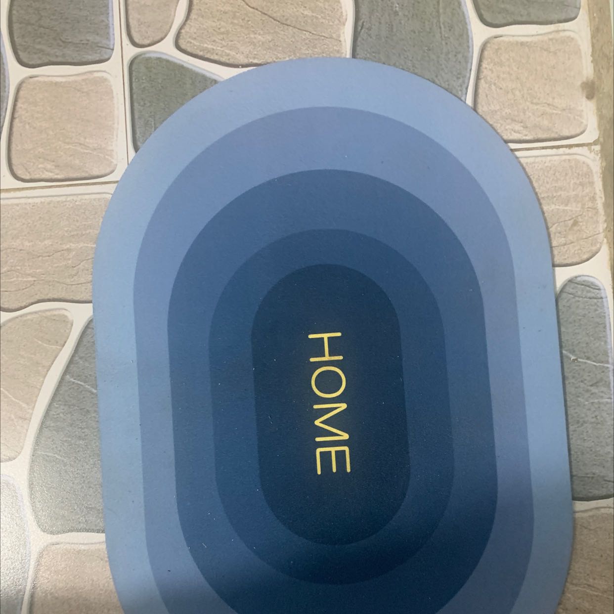 Giao hàng không đúng mẫu, chất liệu không như quảng cáo