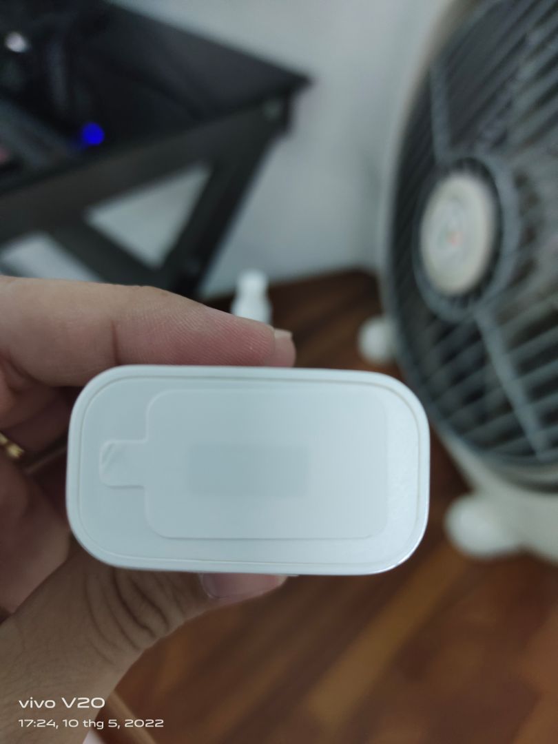 đặt hàng của tiki trading giao hàng nhanh dù mình ở BD. giao đúng mẫu mã. ko như shop lần trước làm ăn *** đặt củ 18w giao củ 12w.