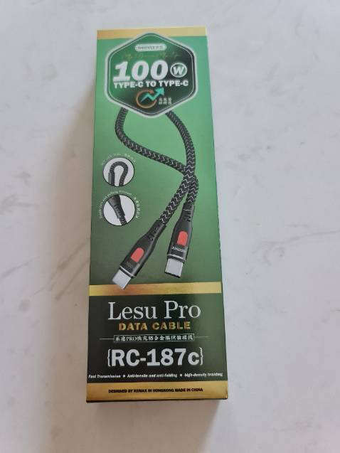 Giao hàng nhanh, đóng gói kỹ, vỏ cáp bằng vải, không bị rối, rât hài lòng