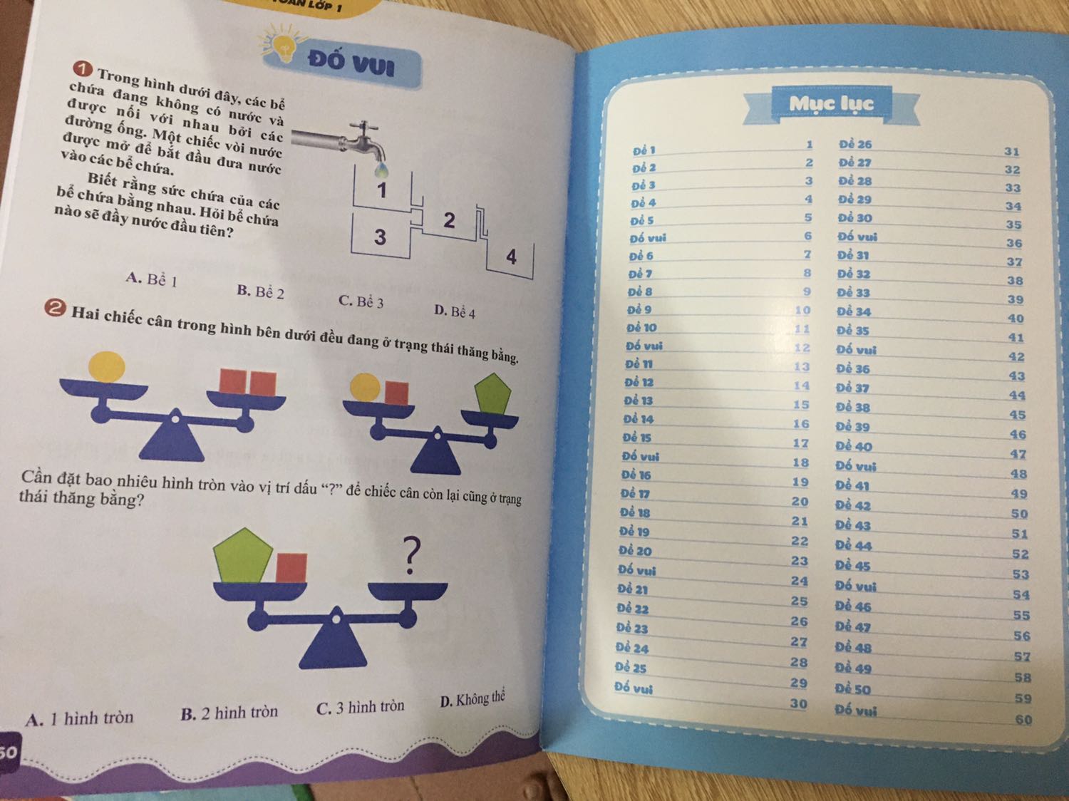 Cuốn sách gồm 50 đề bé được thực hành nhiều hơn, hình ảnh phù hợp với bài toán. Nên mua nhé các mẹ