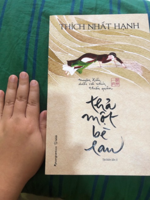 Mua đơn 3 cuốn áp mã được giá rẻ, êm túi.
Sách nhận về tay to đùng, vẫn còn nguyên seal nilon nên mới, sạch.
Nội dung: chưa đọc

Sản phẩm tốt, dịch vụ tốt.