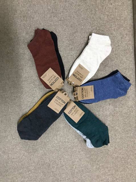 Đã nhận đủ hàng shop nhé, số lượng đủ 10 đôi, tất đi được, không bị bí chân