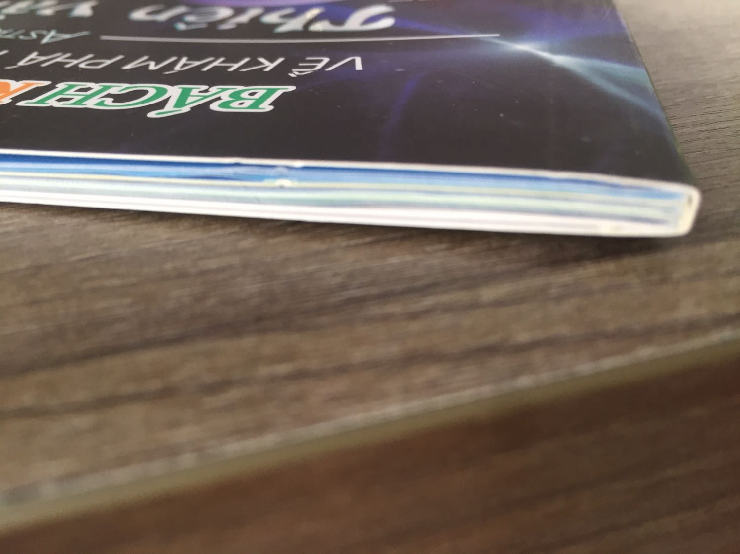 Chất lượng sách rất tốt, nhà bán phục vụ rất tốt, sách không bị nhàu nát. Có những thứ mình chả hiểu gì nhưng sách lại giải thích hết. Đánh giá 5 sao là quá ít!!!