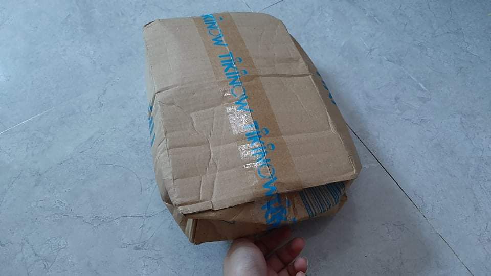 1 sao chất lượng dv quá tệ, nv chăm sóc kh 
1 sao dv vận chuyển đặt hàng 18/6_> 27, 28/6 mới nhận được hàng
1 sao đóng gói sơ sài, vận chuyển móp nát cả hộp. không hề có lót bên trong. Mua bên shoppe có cả  xốp với bọc bóng chống sỗ bảo vệ.
 quá tệ, nếu có 0 sao  thì mìn đề xuất hẳn 0 sao cho đẹp. 
chất lượng sp còn k biết có fake hay ko :)). mua 1 lần chừa tới già 1 sao chất lượng dv quá tệ, nv chăm sóc kh 
1 sao dv vận chuyển đặt hàng 18/6_> 27, 28/6 mới nhận được hàng
1 sao đóng gói sơ sài, vận chuyển móp nát cả hộp. không hề có lót bên trong. Mua bên shoppe có cả  xốp với bọc bóng chống sỗ bảo vệ.
 quá tệ, nếu có 0 sao  thì mìn đề xuất hẳn 0 sao cho đẹp. 
chất lượng sp còn k biết có fake hay ko :)). mua 1 lần chừa tới già