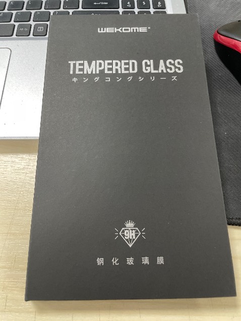 Chống va chạn tốt, dễ dán, dán full màn hình.