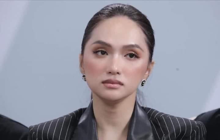 sách in cũng đẹp, có cả khoá học trên web nữa á sách in cũng đẹp, có cả khoá học trên web nữa á