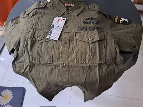 Chất liệu tốt, đẹp, vừa khít, bền chắc, mặc rất thoải mái, cho shop 5 sao