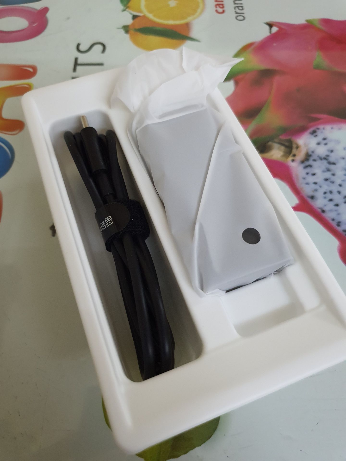 Đây là lần thứ 2 mình mua sản phẩm này, mua hộ 2 anh bạn :) nhưng cũng có thời gian *** qua. Nói chung là chất lượng tốt, dòng ra vào ổn định, đo đủ điện... chất liệu tốt bền, cầm đầm tay... đáng đồng tiền.