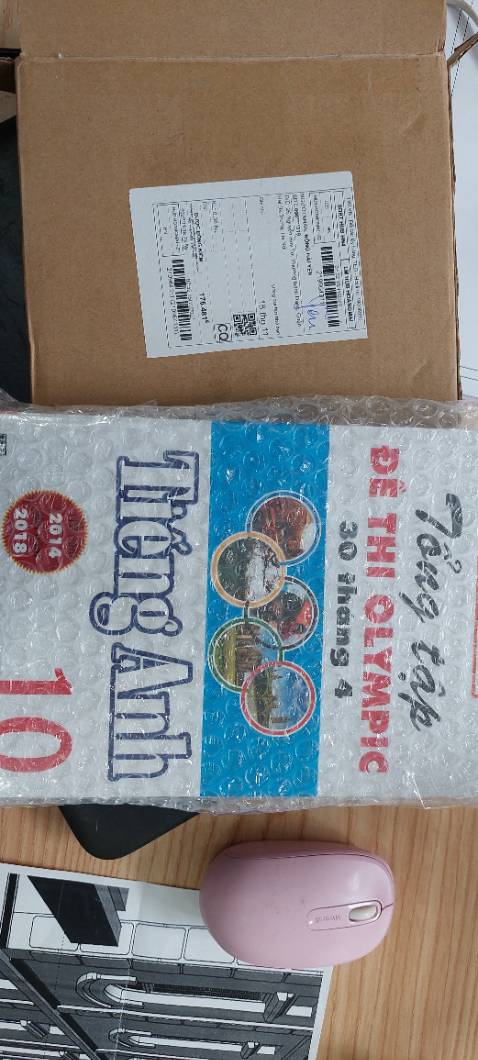 Giao nhầm sách cho mình rồi