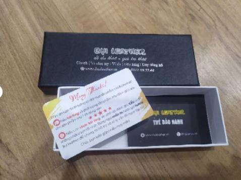 Đóng gói cẩn thận, Dây đẹp, phụ kiện đầy đủ, dày dặn , chắc chắn, đường chỉ đẹp