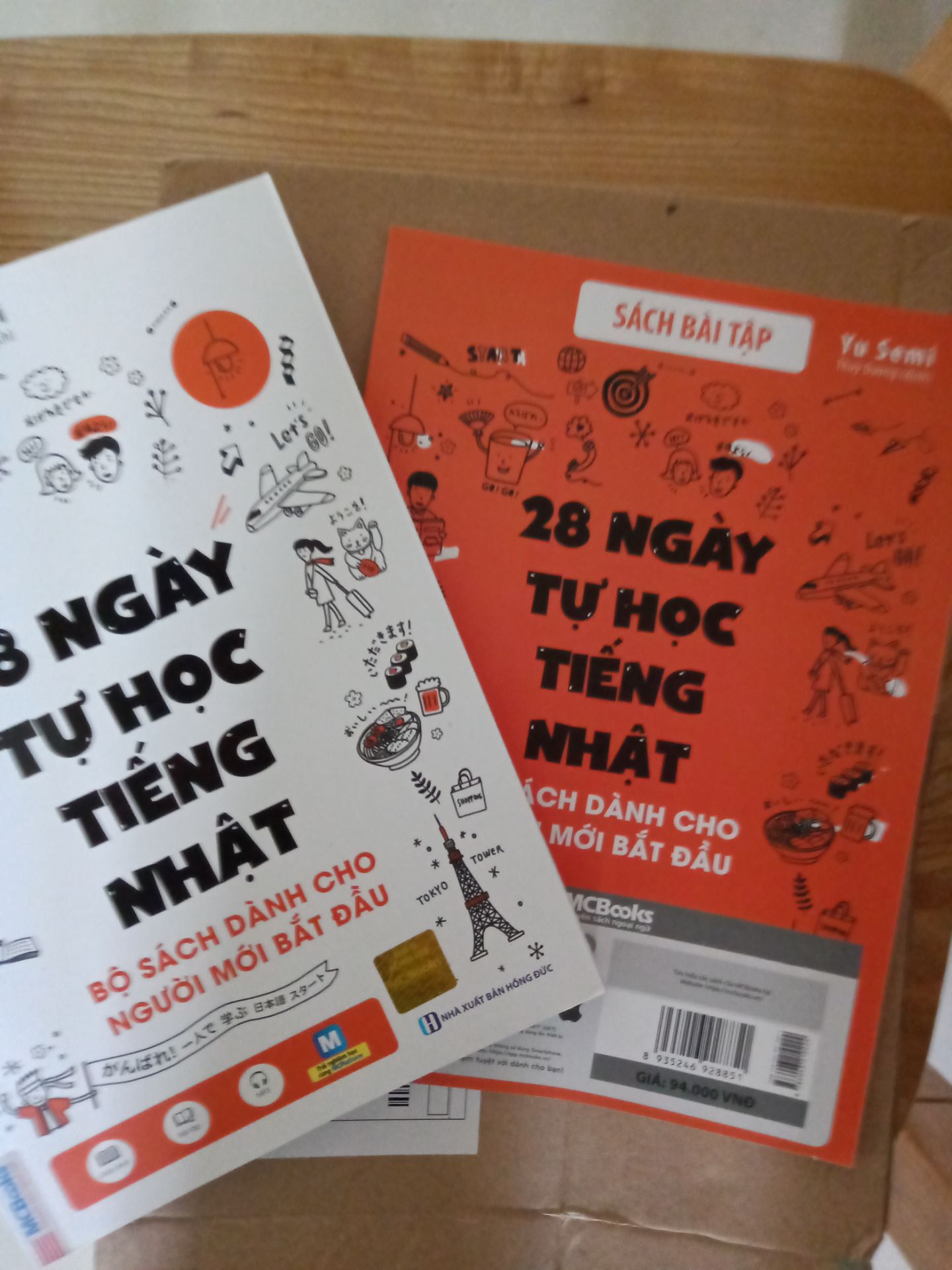 Sách hình thức đẹp, nội dung hay dễ dàng tiếp cận. Tiki đóng gói hàng chắc chắn, thấy gói hàng kĩ hơn những đợt trước, hy vọng cứ thế phát huy.