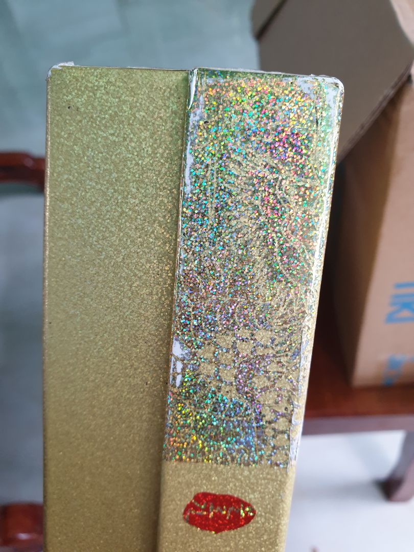 Mình nhận hàng hơi thất vọng , hộp ngoài bị sờn củ 4 gốc, tem mở hộp thì củ như bị mở ra nhìu lần. không biết chất lượng sản phẩm như thế nào nhưng xem bên ngoài như thế này thực sự rất lo ngại chất lượng sp.