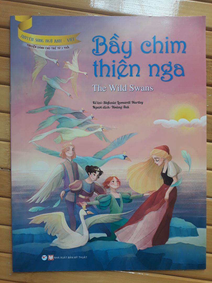 sách đẹp, bé rất thích.