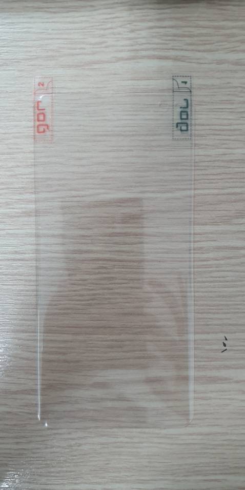 Sản phẩm không đúng.

Mặc dù mình đã xem đánh giá sản phẩm trước khi mua nhưng khi nhận được hàng mở ra xem, chữ trên hộp rõ ràng là của màn hình Galaxy S10 plus, khi dán lên thì màn hình thì miếng dán bị ngắn hơn rất nhiều, không dính, dán được 3 ngày thì hôm nay bắt đầu bong ra. Đã mua hàng của Tiki trading rất nhiều và luôn tin tưởng là hàng tốt nhưng mấy kiểu bán hàng của các shop liên kết kiểu này sau này không dám mua nữa.