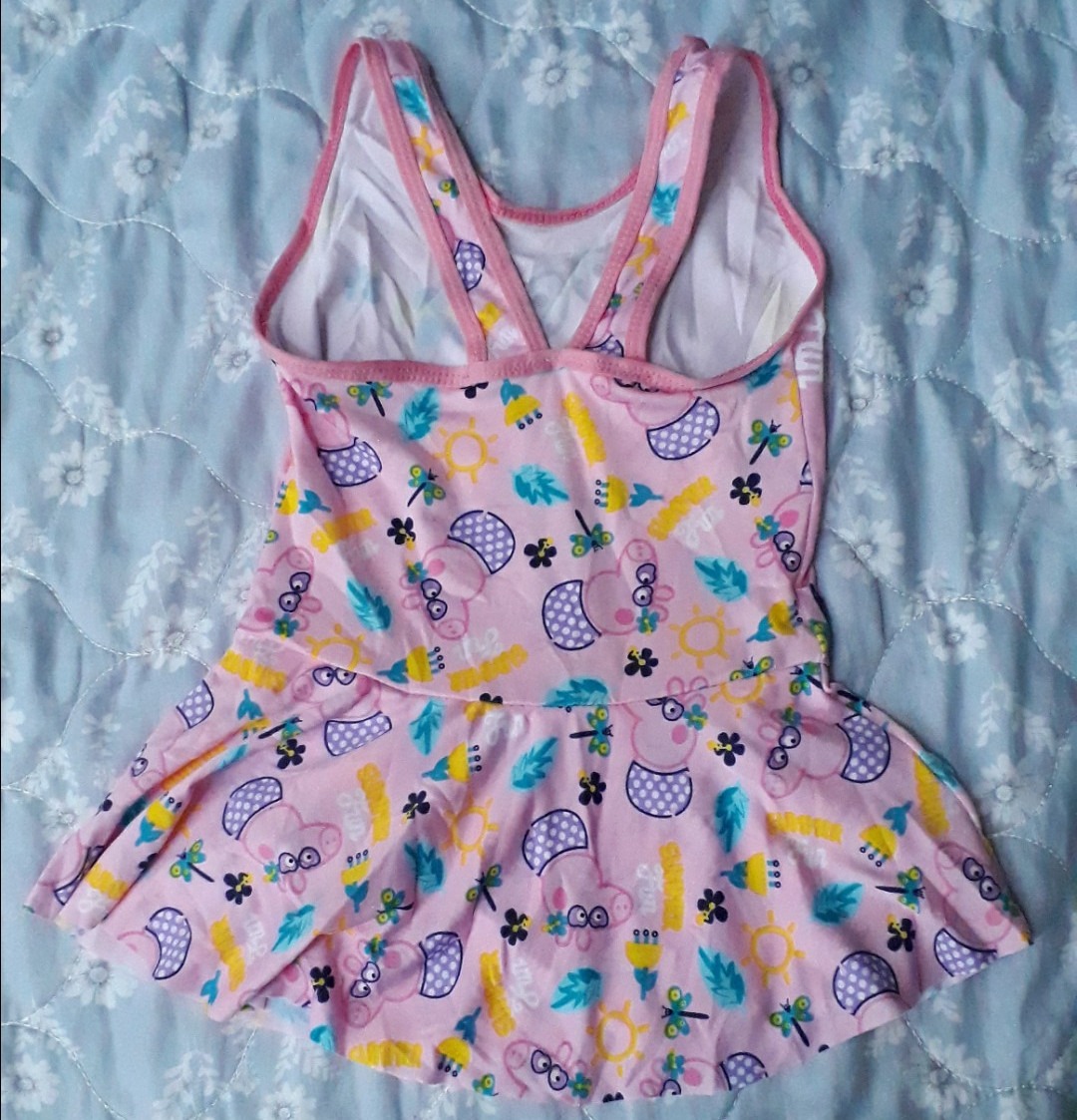 Khá ổn, chất liệu đạt, bé rất thích mẫu này                                       .