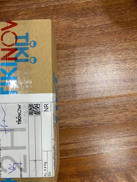 • Hub FIRO rất nhạy, vỏ nhôm chắc chắc, nhỏ gọn.

• Sản phẩm dùng rất OK, ổn định, kết nối nhiều thiết bị cùng lúc mà không bị lỗi gì cả, Hub rất mát.

• Tốc độ truyền dữ liệu nhanh. Vỏ là hợp kim nhôm rất chắc chắn... Thử 4 cổng đều rất ổn định.

• Thiết kế đẹp mắt,chắc chắn, nhỏ gọn và tiện lợi lắm

• Sản phẩm chia 4 cổng USB. Đầu vào tích hợp cả 2 đầu USB và Type-C nên rất tiện lợi.

• Thời gian giao hàng siêu nhanh, đóng gói cẩn thận, nhân viên giao hàng rất thân thiện.

• Shop tư vấn nhiệt tình. Mua hàng chính hãng luôn yên tâm về chất lượng và giá cả.

• Cảm ơn Tiki rất nhiều.