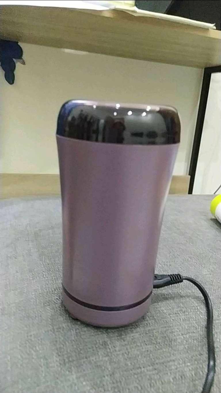 Máy nghiền đồ khô rất nhỏ li ti ạ, xay cũng rất nhanh và tiếng kêu êm lắm luôn đấy ạ, shop nhiệt tình tư vấn mình cách sử dụng ạ, thời gian giao hàng nhanh lắm