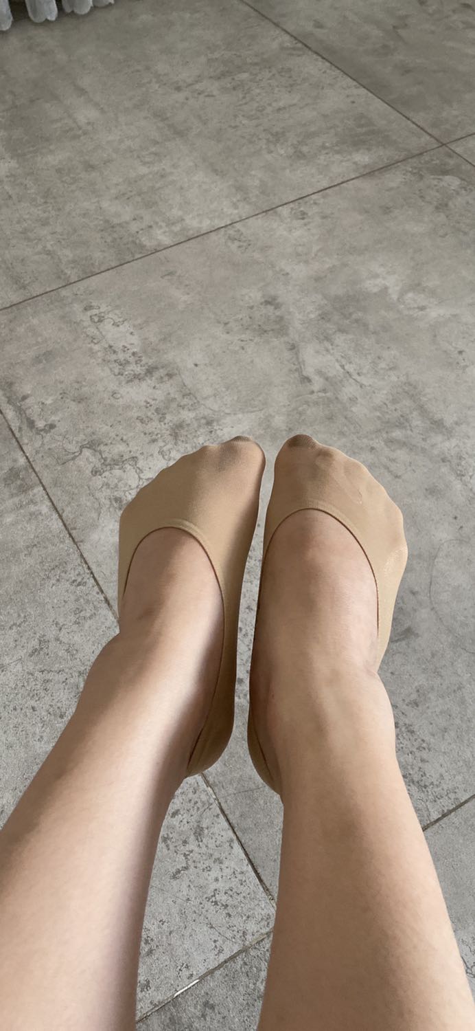 1 bịch 5 đôi, hơi chật xíu nhưng chất lương