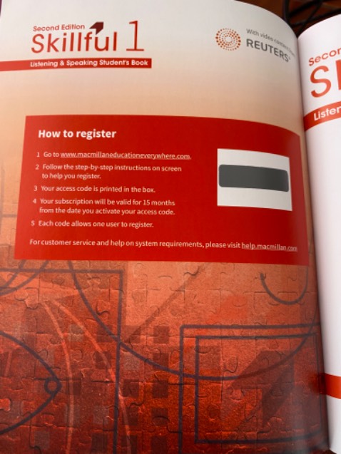 Sách gốc có mã code truy cập web để học. Tương đối tốt có thể rèn luyện được kỹ năng nghe , nói, có cả phần pronoun nghe rồi luyện nói theo