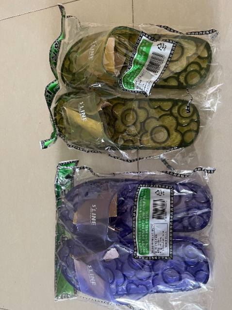 Shop giao hàng không đúng màu đã đặt.