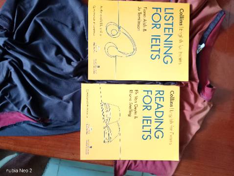 Xuớc 1 chỗ thôi, còn lại thơm + đẹp k bị mờ