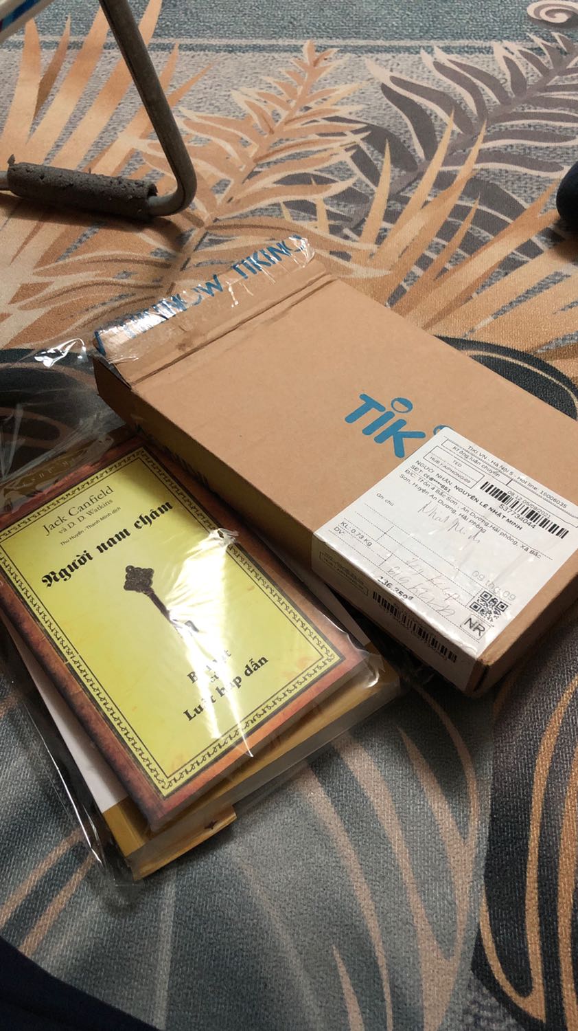 Sách đẹp đúng hàng cần luôn nè !
Đóng gói chắc chắn và đẹp 
Giao hàng nhanh .Rất hài lòng