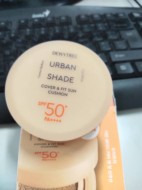 Sản phẩm mới của nhãn hàng yêu thích không làm mình thất vọng! Lớp phấn làm bật tông tự nhiên, che đc những chỗ da thâm nám mà chỉ số chống nắng tận 50+ . Giá săn sale rẻ mất hồn mà sp thì quá tuyệt vời. Rất đáng để mua!