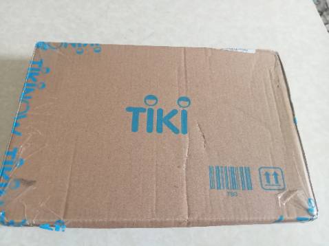 Sách hay nha, nhưng mà cần đóng gói kĩ hơn, ngoài hộp ngoài k còn lớp bọc nào, và có 1 vài vết đen ở hình 3. Tuy nhiên giao hàng rất nhanh nha 2 ngày đã có. Mong shop đóng gói hàng cẩn thận hơn nữa nha