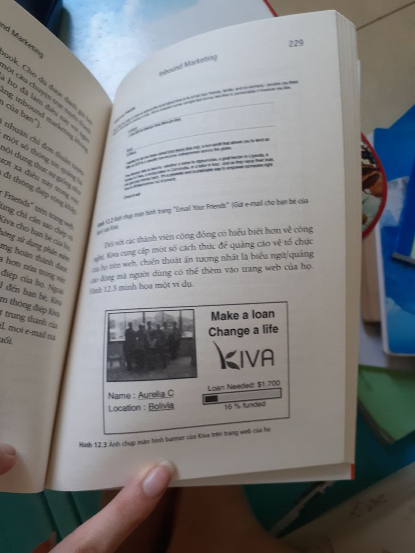 giao rất nhanh, đi tỉnh mà tối t2 đặt, sáng t4 đã nhận được rồi. Chất giấy chán k buồn nói. Được cái lúc nhận hàng thì hộp bị thủng mất nhưng sách k sao