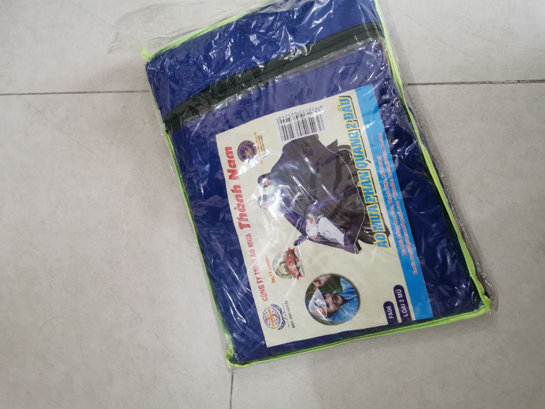 Hình minh họa rõ ràng màu nam và màu nữ, đặt màu nữ lại giao màu nam xong bảo khách hàng không nói rõ. Thái độ và cung cách bán hàng quá kém. Mình có 0 sao nên mình phải cho 1 sao.
Tiki làm ăn thế nào mà lại có những shop kiểu này, không bao giờ muốn mua lại hàng trên Tiki.