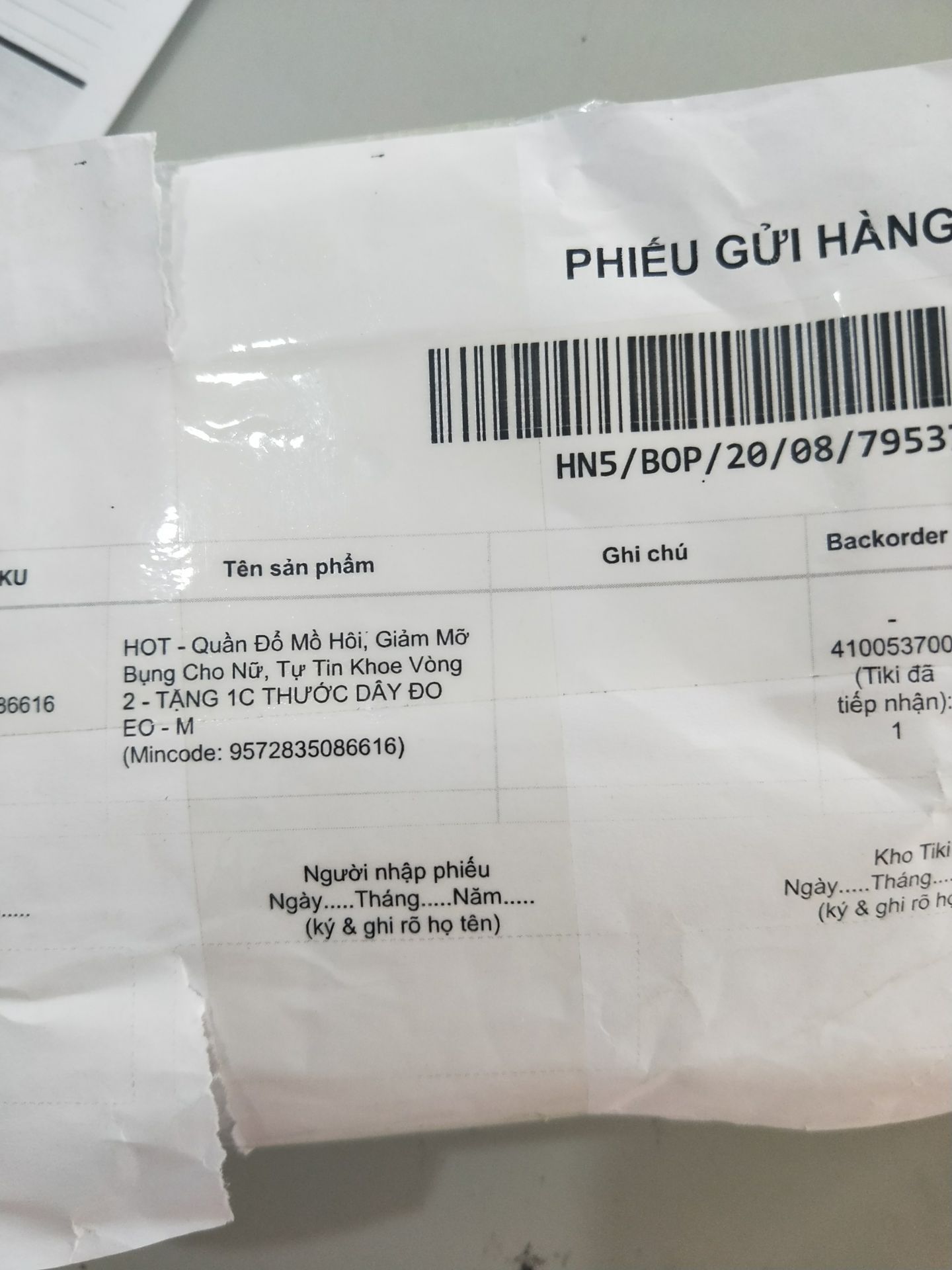 nhận được hàng rồi, có ghi tặng thước đo eo mà ko có hàng tặng kèm theo