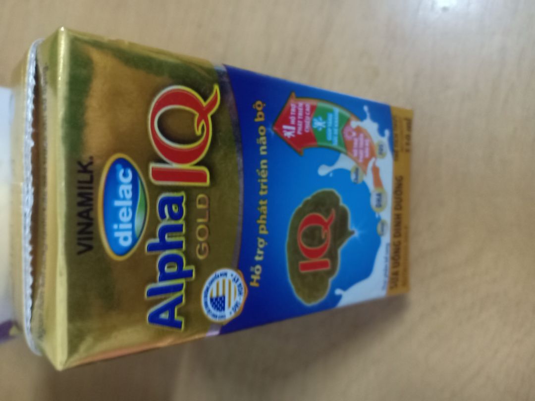 Sữa Alpha IQ có vị ngọt nhẹ, thơm. Bé rất thích uống. Tiki giao hàng nhanh, giá tốt.